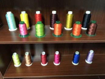 Siuvinėjimo siūlai spalvos